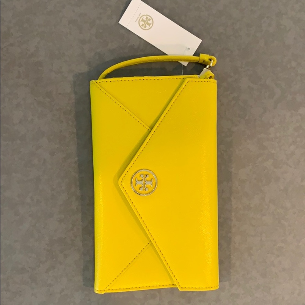 Tory Burch Clutch Envelope Saffiano Leather